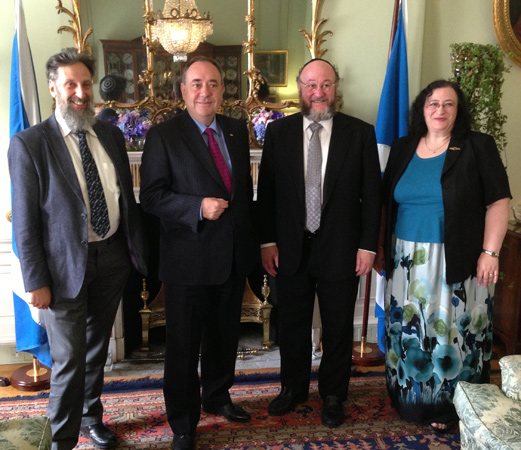The Chief Rabbi with the First Minister, Alex Salmond MSP, Ephraim Borowski, and Nicola Livingston